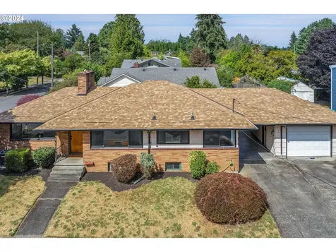 7307 NE Mallory Avenue Portland OR 97211
