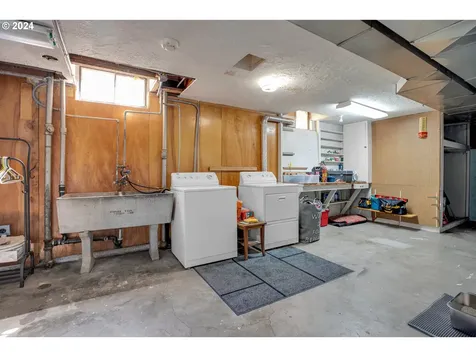 7307 NE Mallory Avenue Portland OR 97211