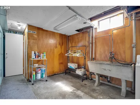 7307 NE Mallory Avenue Portland OR 97211