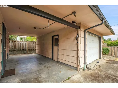 7307 NE Mallory Avenue Portland OR 97211