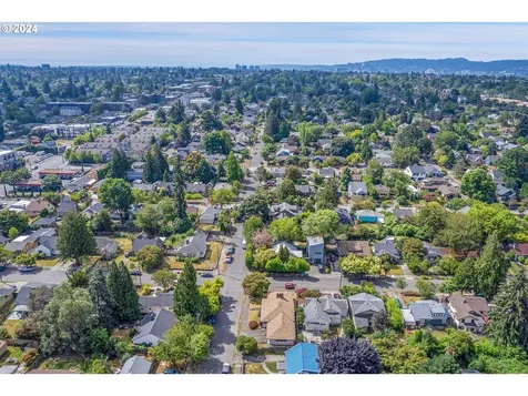 7307 NE Mallory Avenue Portland OR 97211