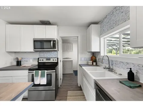 25737 Fleck Road Veneta OR 97487