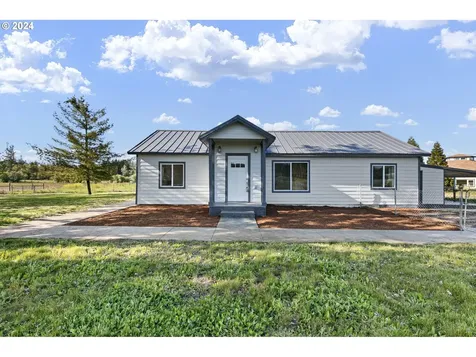 25737 Fleck Road Veneta OR 97487