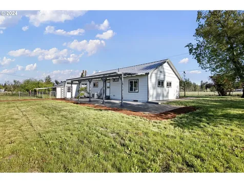 25737 Fleck Road Veneta OR 97487