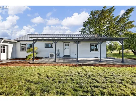 25737 Fleck Road Veneta OR 97487