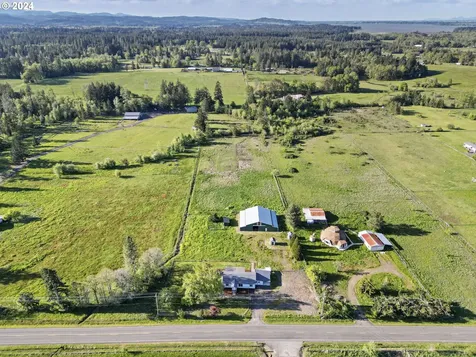 25737 Fleck Road Veneta OR 97487