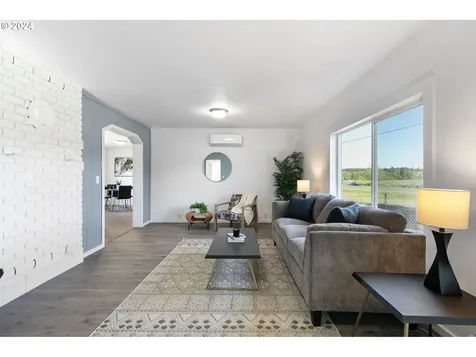 25737 Fleck Road Veneta OR 97487