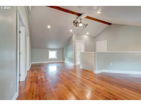 120 N 4th Avenue Ridgefield WA 98642