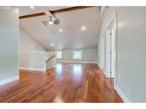 120 N 4th Avenue Ridgefield WA 98642