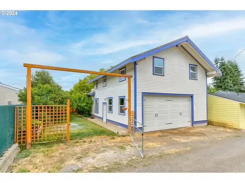 120 N 4th Avenue Ridgefield WA 98642