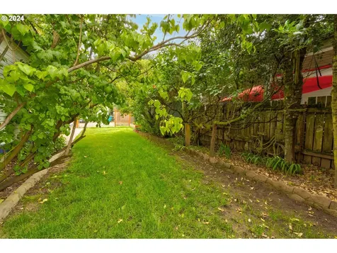 120 N 4th Avenue Ridgefield WA 98642