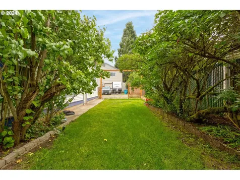 120 N 4th Avenue Ridgefield WA 98642