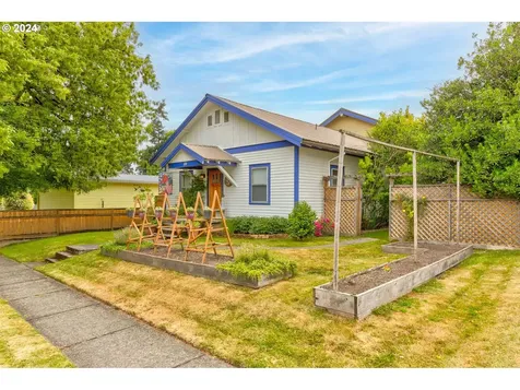 120 N 4th Avenue Ridgefield WA 98642