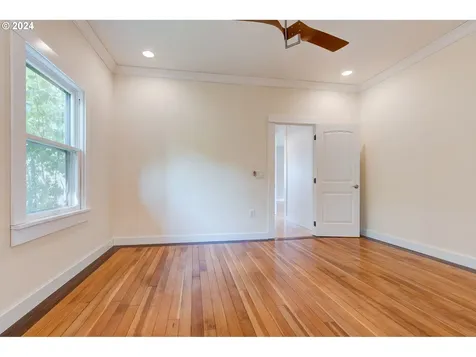 120 N 4th Avenue Ridgefield WA 98642