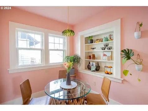 5836 Ne Garfield Avenue Portland OR 97211