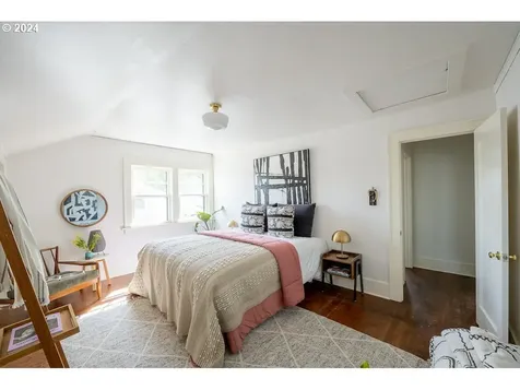 5836 Ne Garfield Avenue Portland OR 97211