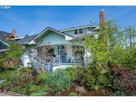 5836 Ne Garfield Avenue Portland OR 97211