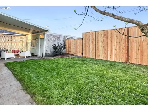 5836 Ne Garfield Avenue Portland OR 97211