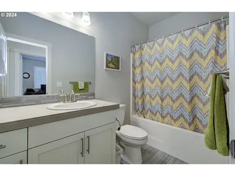 11817 Ne 138th Avenue Brush Prairie WA 98606
