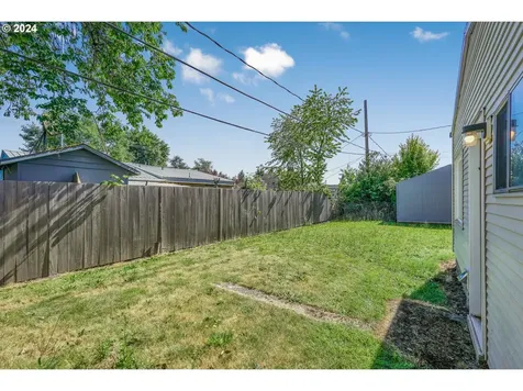 201 Nw 16th Street Mcminnville OR 97128