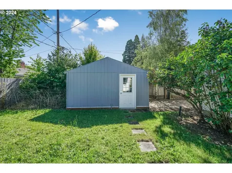 201 Nw 16th Street Mcminnville OR 97128