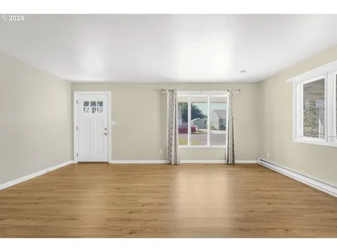 201 Nw 16th Street Mcminnville OR 97128
