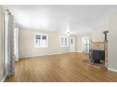201 Nw 16th Street Mcminnville OR 97128
