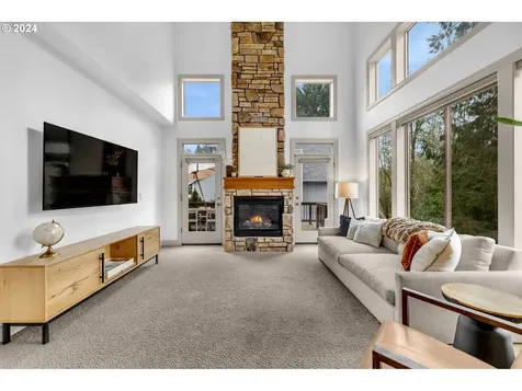 7618 SW Elmwood Street Portland OR 97223