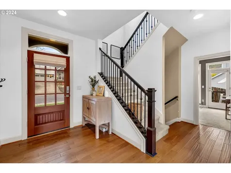 7618 SW Elmwood Street Portland OR 97223