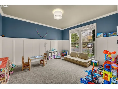 7618 SW Elmwood Street Portland OR 97223
