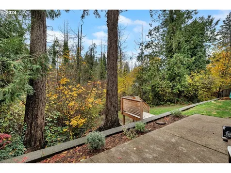 7618 SW Elmwood Street Portland OR 97223