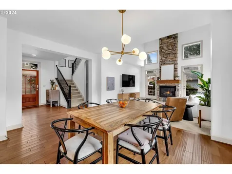 7618 SW Elmwood Street Portland OR 97223