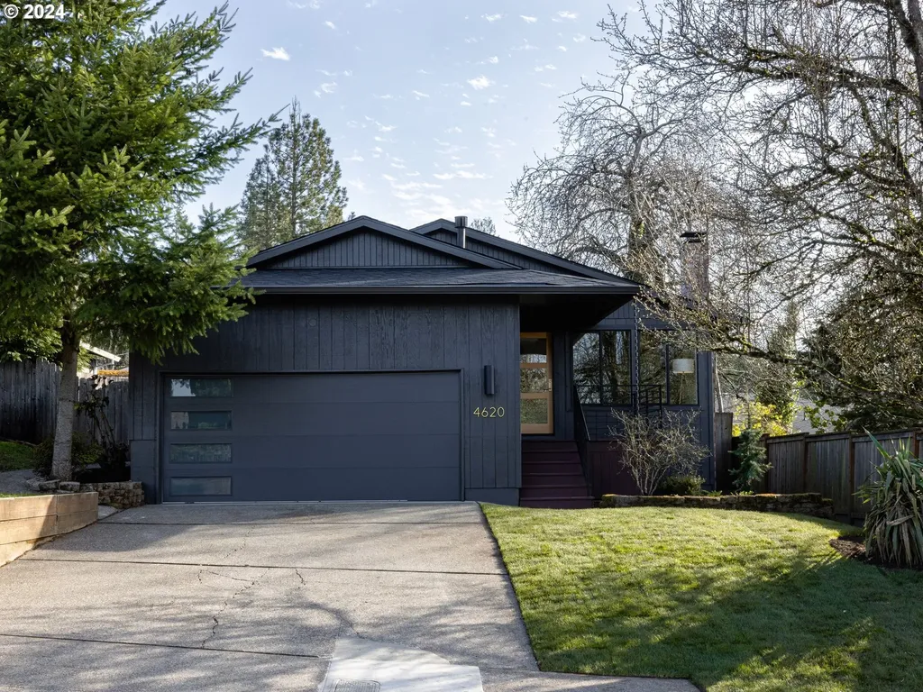 4620 Sw Pasadena Street Portland OR 97219