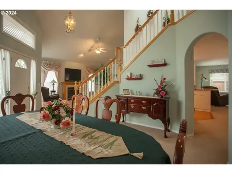869 Sw 26th Street Troutdale OR 97060