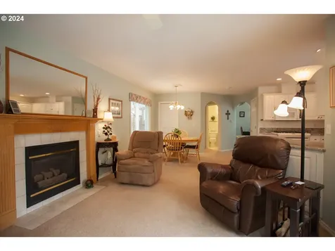 869 Sw 26th Street Troutdale OR 97060