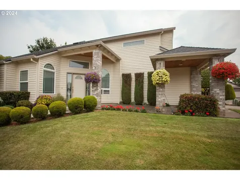 869 Sw 26th Street Troutdale OR 97060