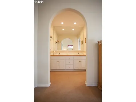 869 Sw 26th Street Troutdale OR 97060