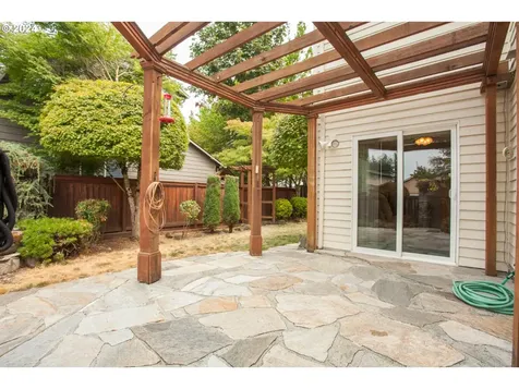 869 Sw 26th Street Troutdale OR 97060
