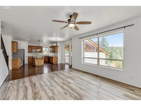 1620 Ne Gardiner Drive Estacada OR 97023