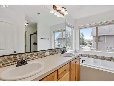 1620 Ne Gardiner Drive Estacada OR 97023
