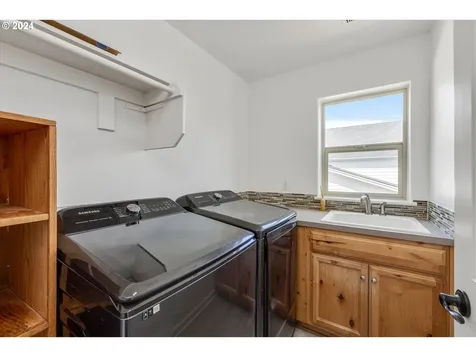 1620 Ne Gardiner Drive Estacada OR 97023