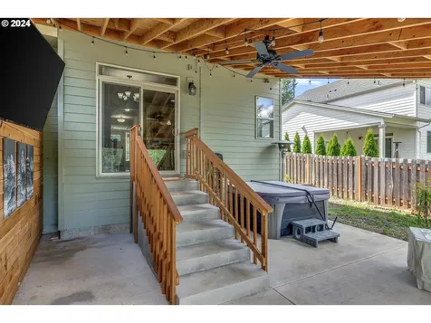 1620 Ne Gardiner Drive Estacada OR 97023