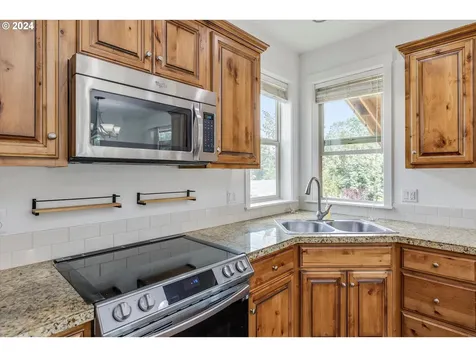 1620 Ne Gardiner Drive Estacada OR 97023