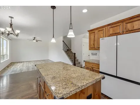 1620 Ne Gardiner Drive Estacada OR 97023