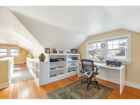 3829 Se Clinton Street Portland OR 97202