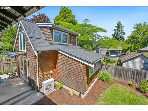 3829 Se Clinton Street Portland OR 97202