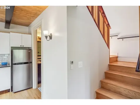 3829 Se Clinton Street Portland OR 97202