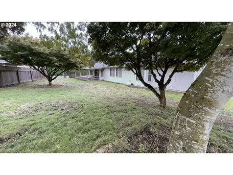 14902 NE Columbine Drive Vancouver WA 98682