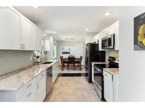 11175 Sw Clifford Street Beaverton OR 97008