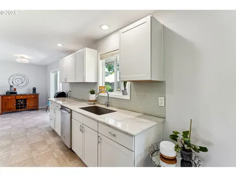 11175 Sw Clifford Street Beaverton OR 97008